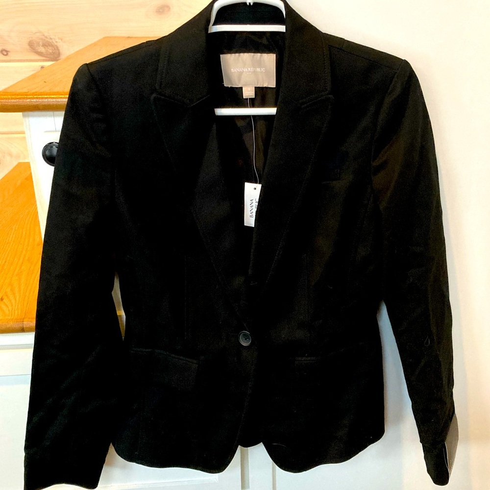 Banana Republic Factory fitted women’s blazer